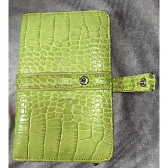 Brighton Vintage Lime Leather Wallet - Picture 6 of 9